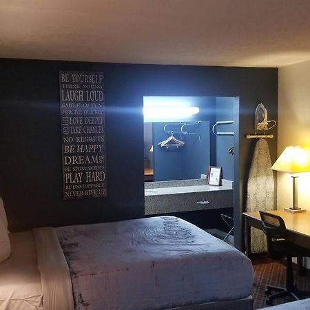 Osu 2 Queen Beds Hotel Room 117 Wi-Fi スティルウォーター エクステリア 写真