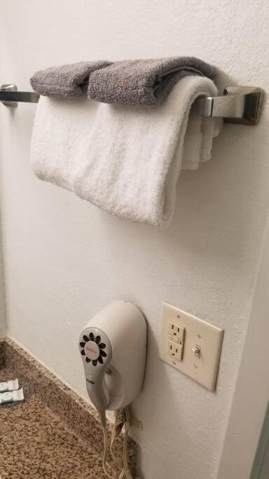 Osu 2 Queen Beds Hotel Room 117 Wi-Fi スティルウォーター エクステリア 写真