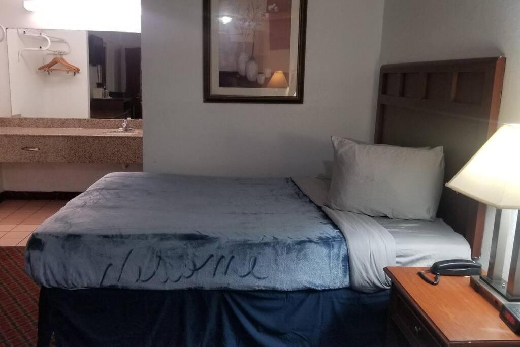 Osu 2 Queen Beds Hotel Room 117 Wi-Fi スティルウォーター エクステリア 写真